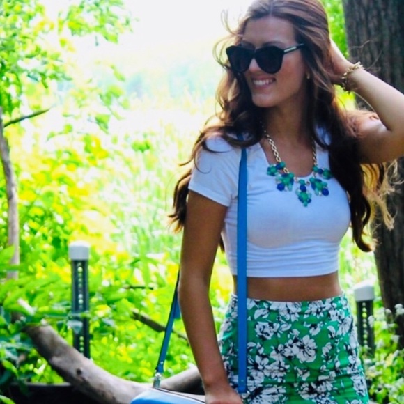 Stella & Dot Juniper statement necklace, retired - Picture 9 of 13